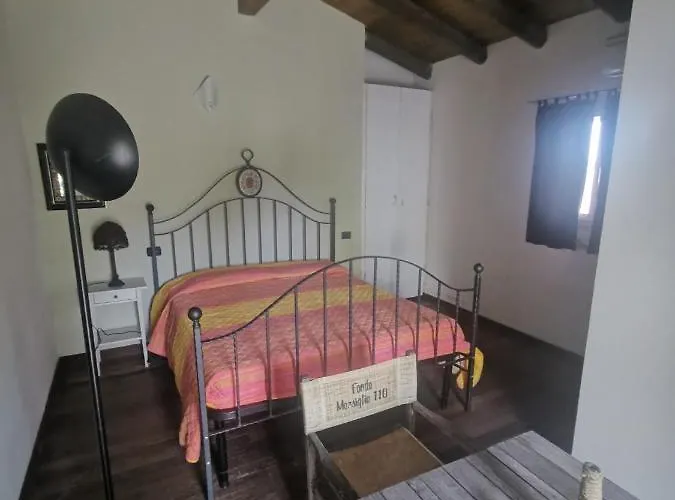 Fondo Marsiglia 110 B&B 리도 디 스피나