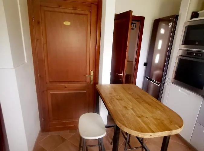 Fondo Marsiglia 110 4* 리도 디 스피나