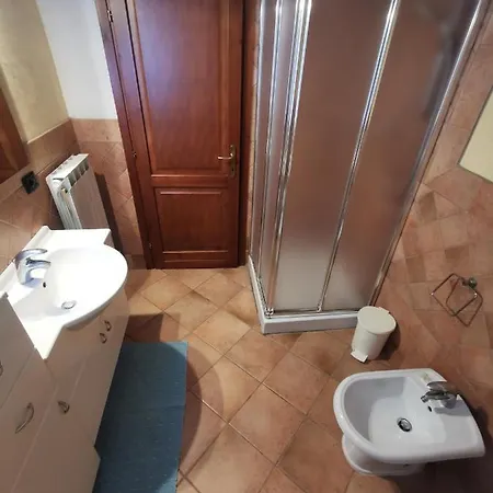 Alojamento de Acomodação e Pequeno-almoço Fondo Marsiglia 110