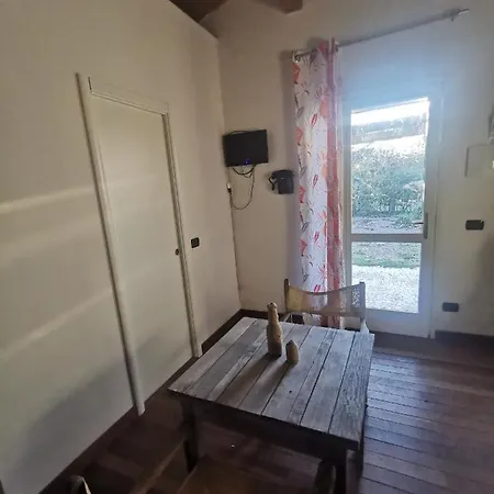 Fondo Marsiglia 110 Alojamento de Acomodação e Pequeno-almoço Lido di Spina