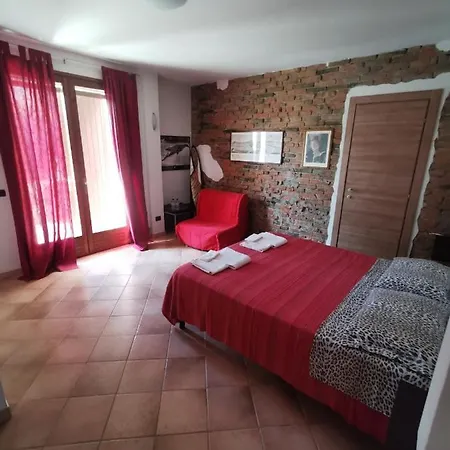 Fondo Marsiglia 110 Alojamento de Acomodação e Pequeno-almoço Lido di Spina