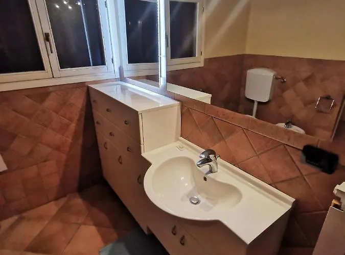 Fondo Marsiglia 110 Nocleg ze śniadaniem 4*